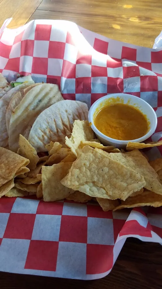 Carey Grant's Chips & Salsa